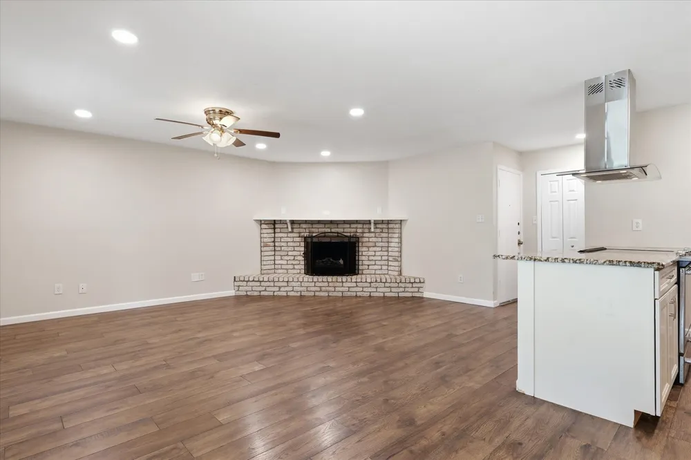 5561 Rutledge Drive The Colony, TX 75056