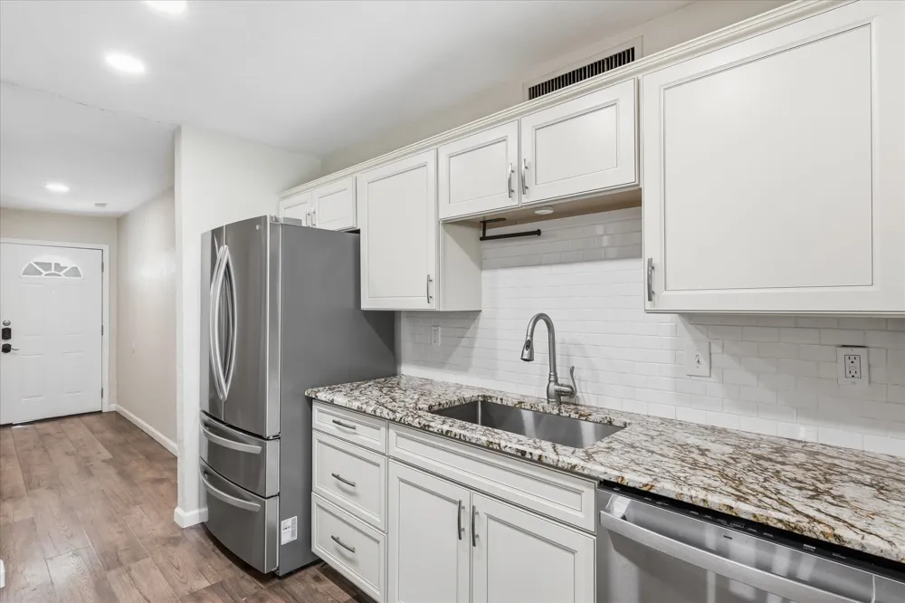 5561 Rutledge Drive The Colony, TX 75056