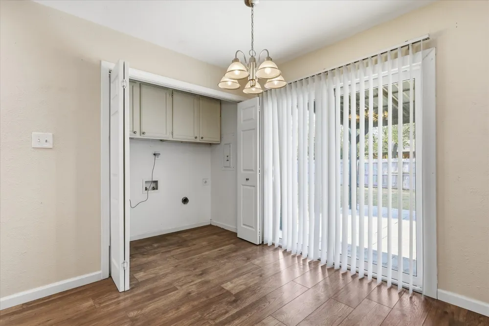 5561 Rutledge Drive The Colony, TX 75056