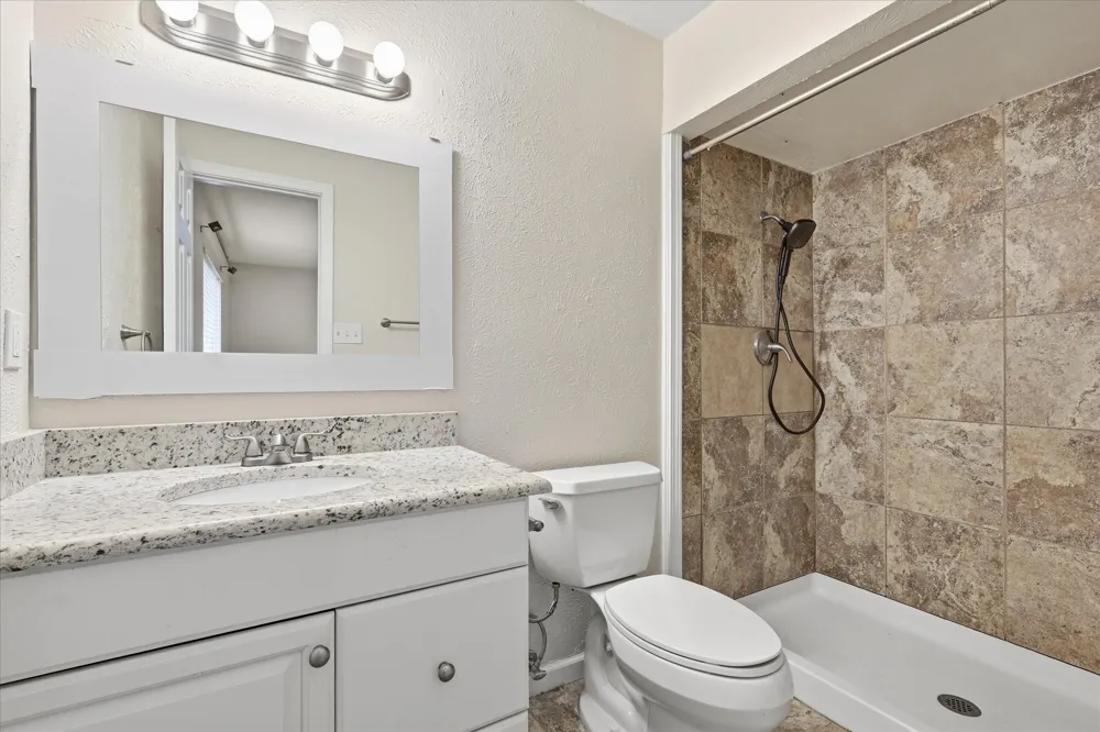5561 Rutledge Drive The Colony, TX 75056