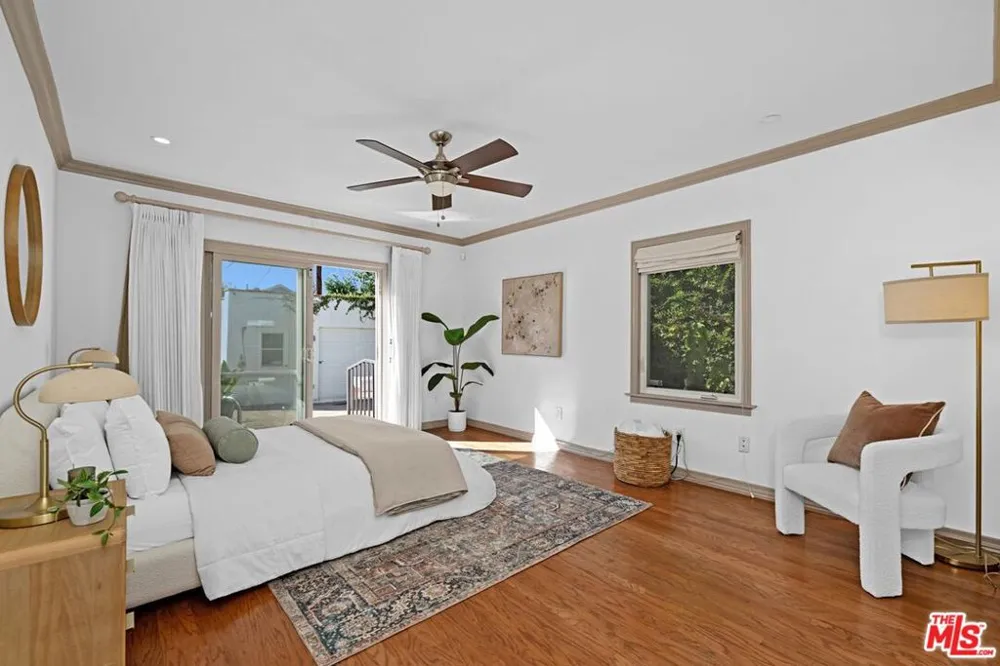 1173 S Point View Street Los Angeles, CA 90035