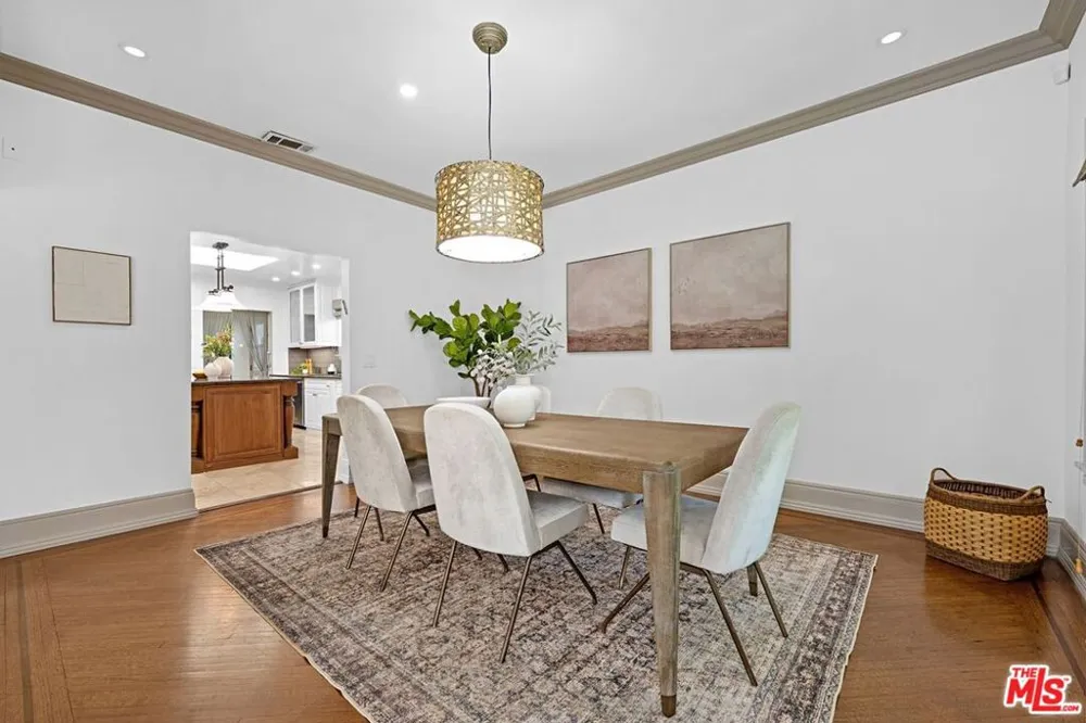 1173 S Point View Street Los Angeles, CA 90035
