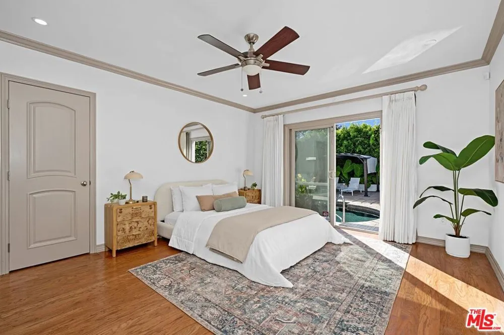 1173 S Point View Street Los Angeles, CA 90035