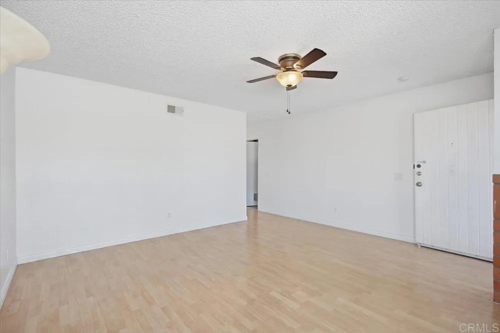 6859 Paris Way San Diego, CA 92139