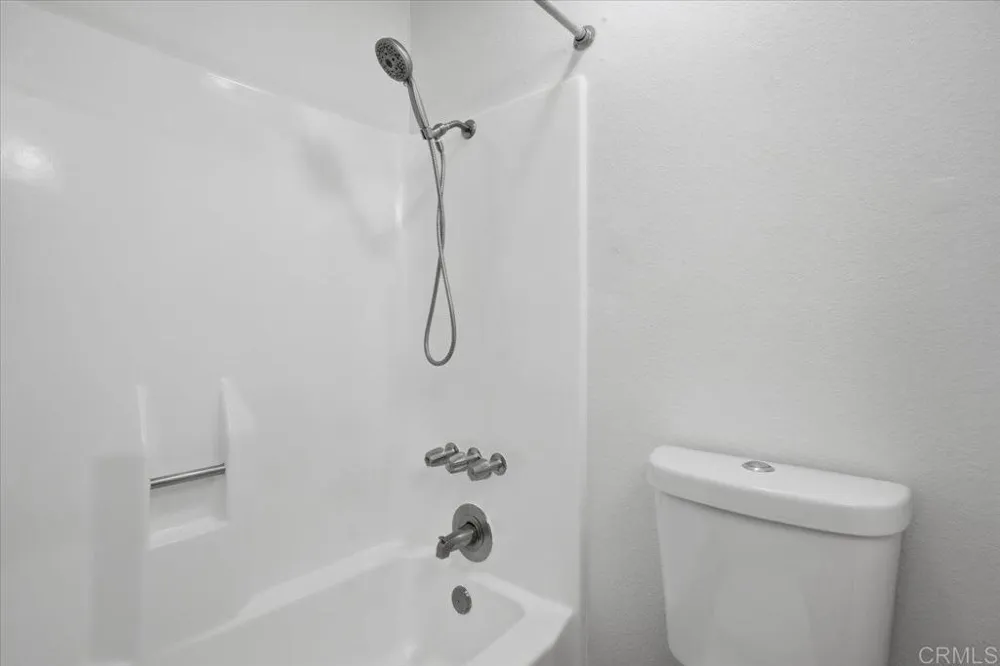 6859 Paris Way San Diego, CA 92139