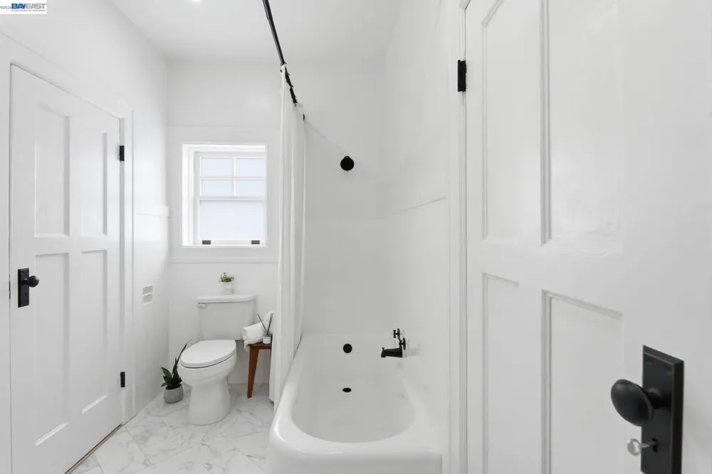 2404 Divisadero St San Francisco, CA 94115
