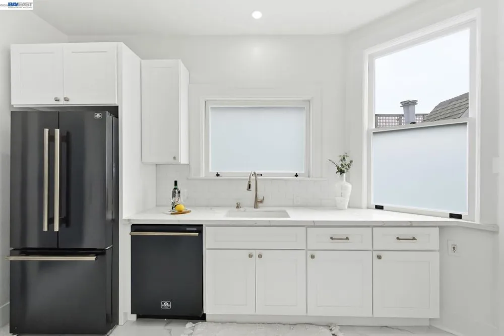 2404 Divisadero St San Francisco, CA 94115