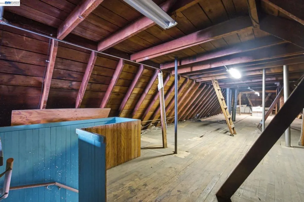 2404 Divisadero St San Francisco, CA 94115