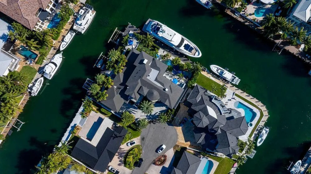 2457 NE 26TH STREET Lighthouse Point, FL 33064