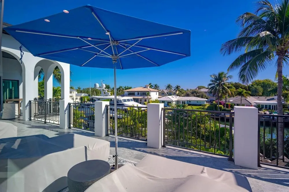 2457 NE 26TH STREET Lighthouse Point, FL 33064