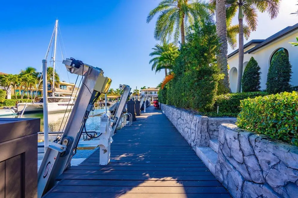 2457 NE 26TH STREET Lighthouse Point, FL 33064