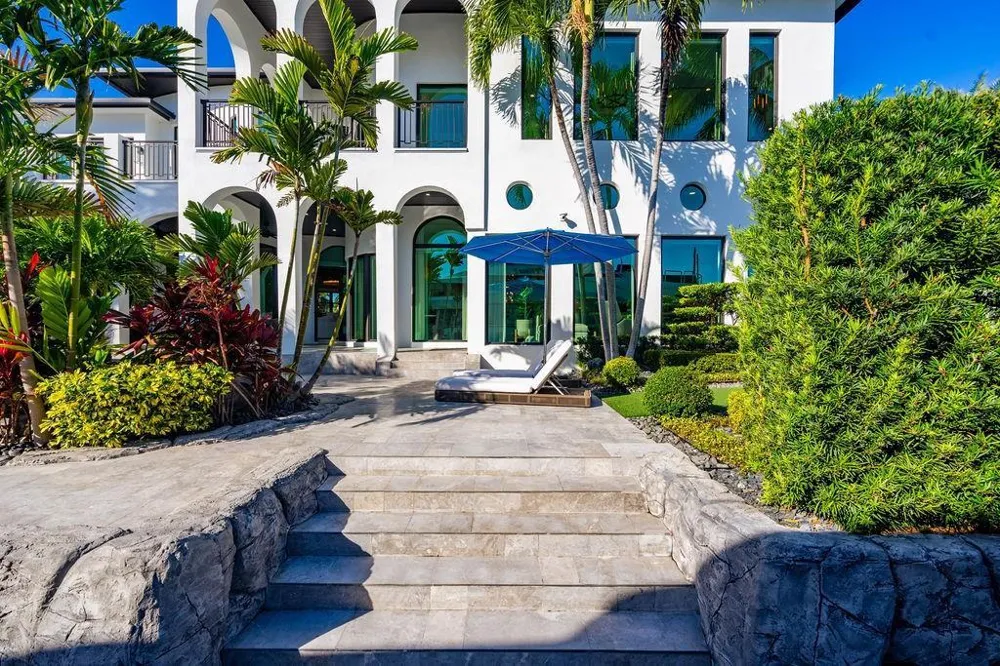 2457 NE 26TH STREET Lighthouse Point, FL 33064