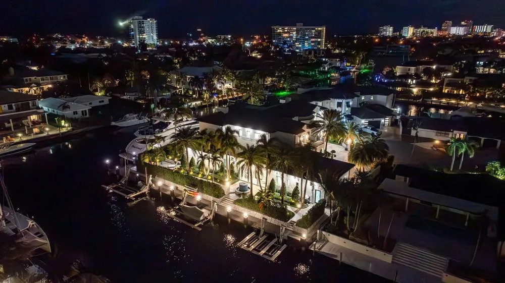 2457 NE 26TH STREET Lighthouse Point, FL 33064
