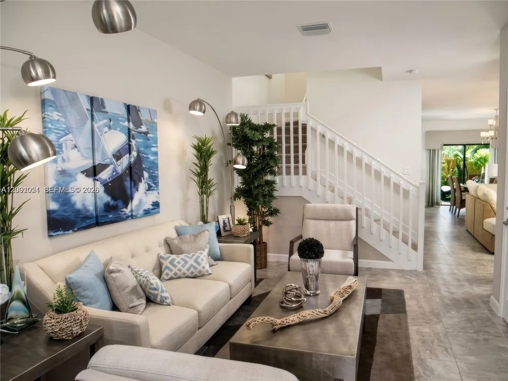 12525 NW 23rd Pl Miami, FL 33167