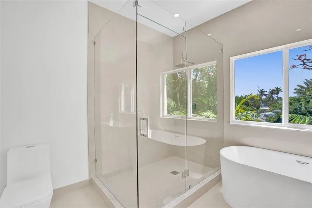 815 NE 17th Avenue #5 Fort Lauderdale, FL 33304
