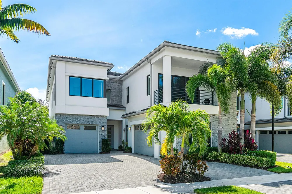 9006 Dulcetto Court Boca Raton, FL 33496