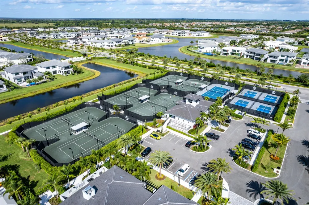 9006 Dulcetto Court Boca Raton, FL 33496