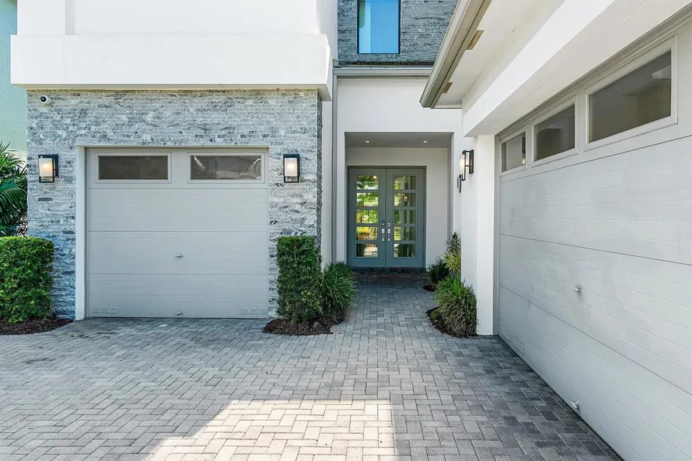 9006 Dulcetto Court Boca Raton, FL 33496