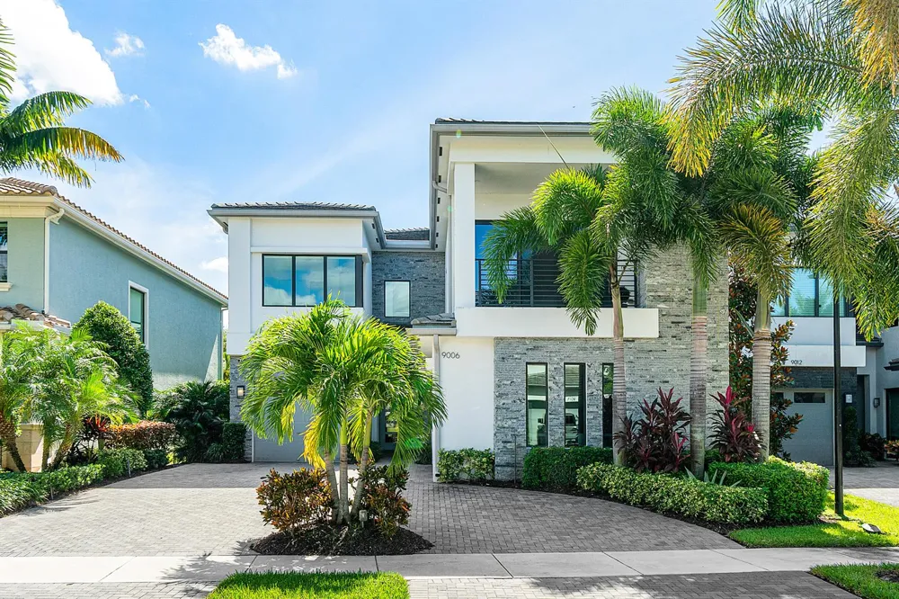9006 Dulcetto Court Boca Raton, FL 33496