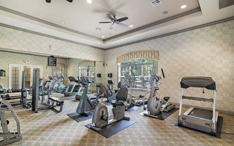 2106 Myrtlewood Circle E Palm Beach Gardens, FL 33418