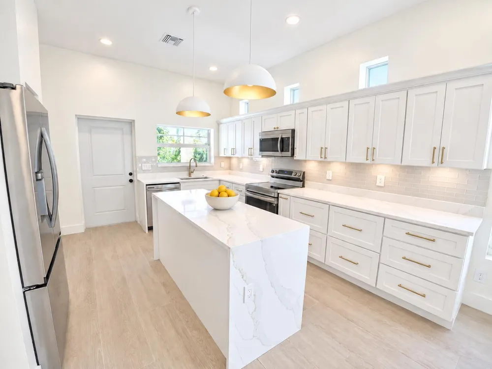 520 38TH STREET West Palm Beach, FL 33407