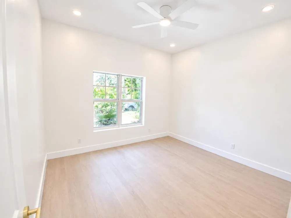 520 38TH STREET West Palm Beach, FL 33407