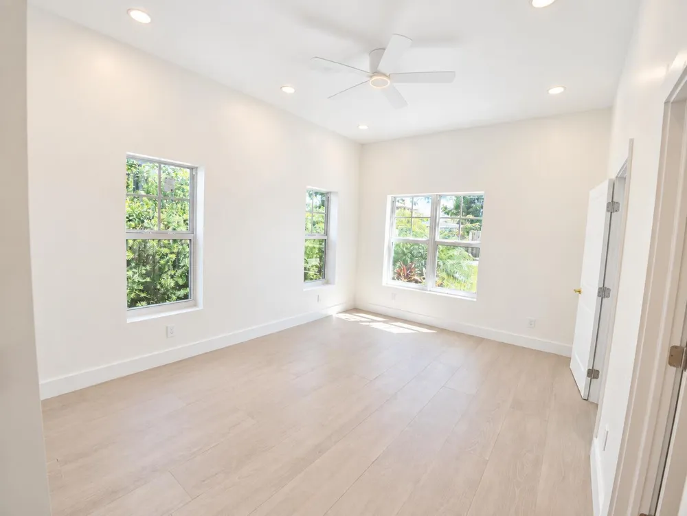520 38TH STREET West Palm Beach, FL 33407