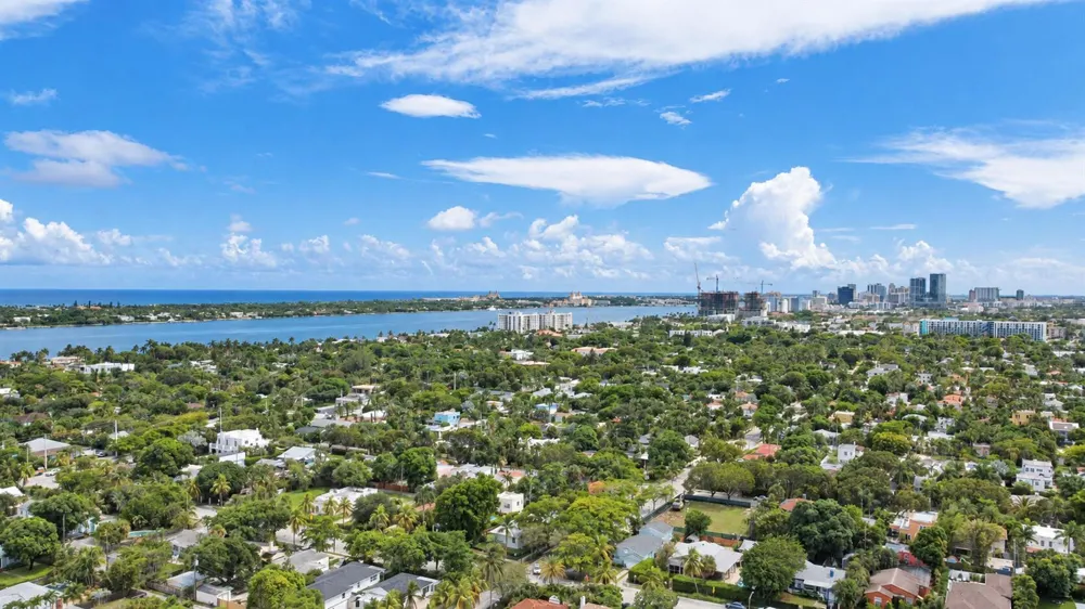 520 38TH STREET West Palm Beach, FL 33407