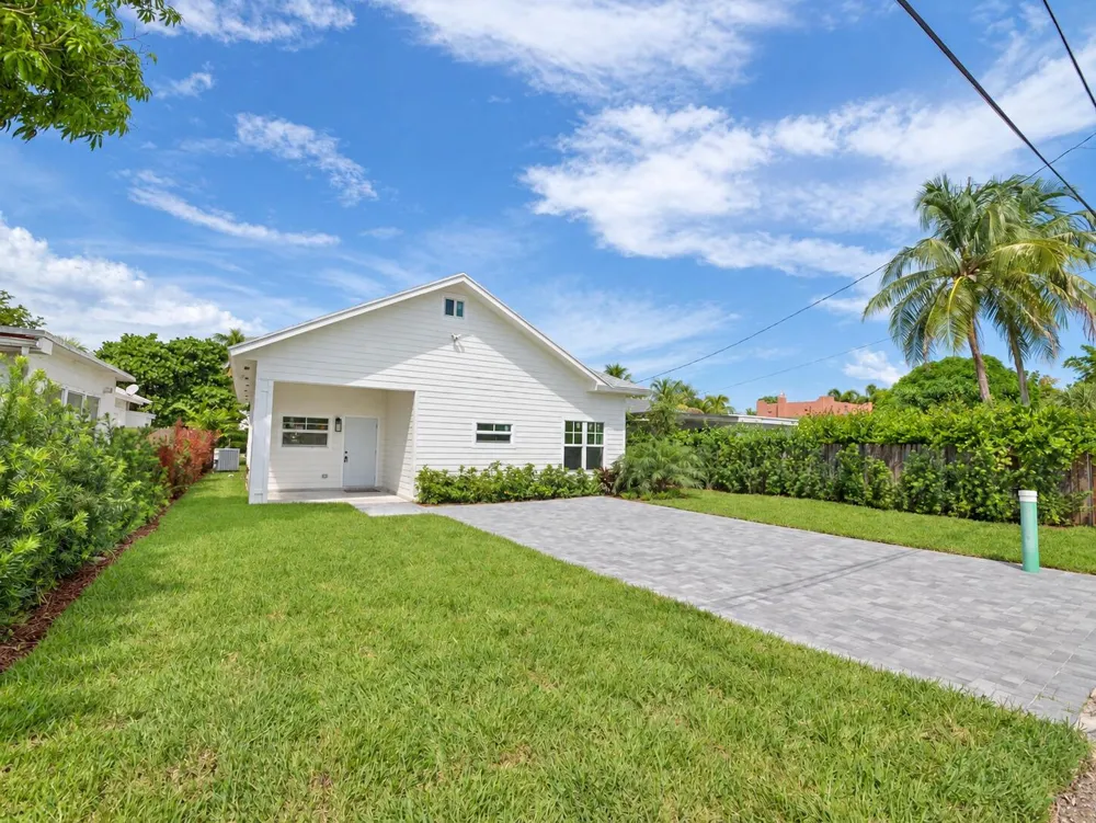 520 38TH STREET West Palm Beach, FL 33407