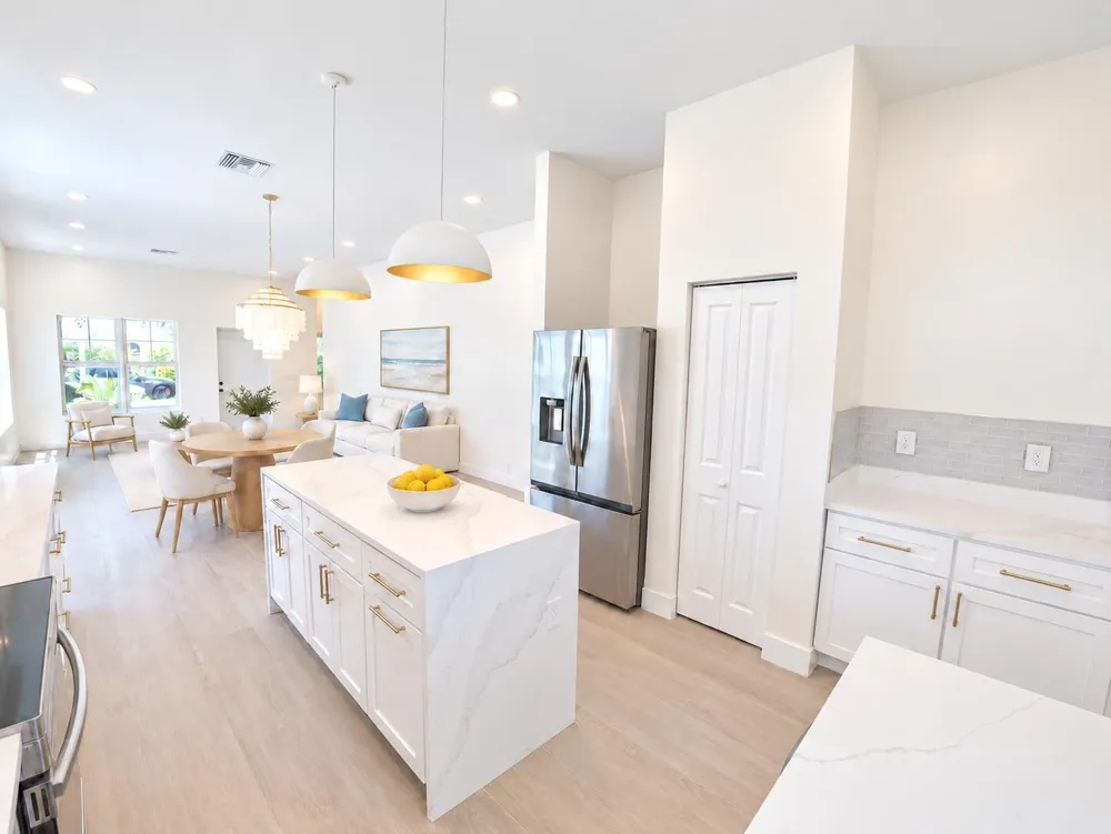 520 38TH STREET West Palm Beach, FL 33407