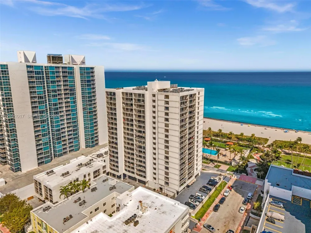 2625 Collins Ave #1109 Miami Beach, FL 33140