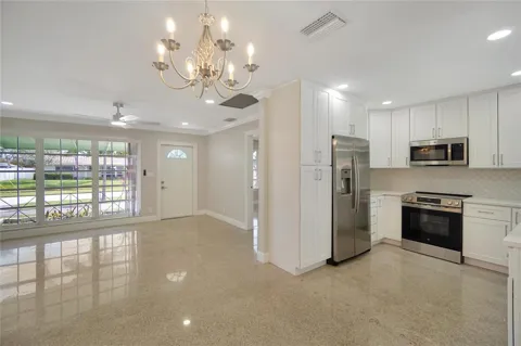 917 SE 15th Court