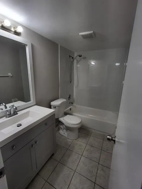 701 Gardens Drive #102 Pompano Beach, FL 33069