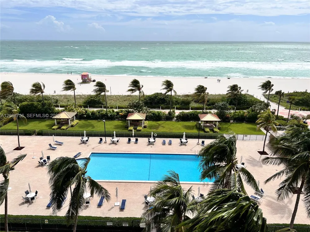 2625 Collins Ave #804 Miami Beach, FL 33140