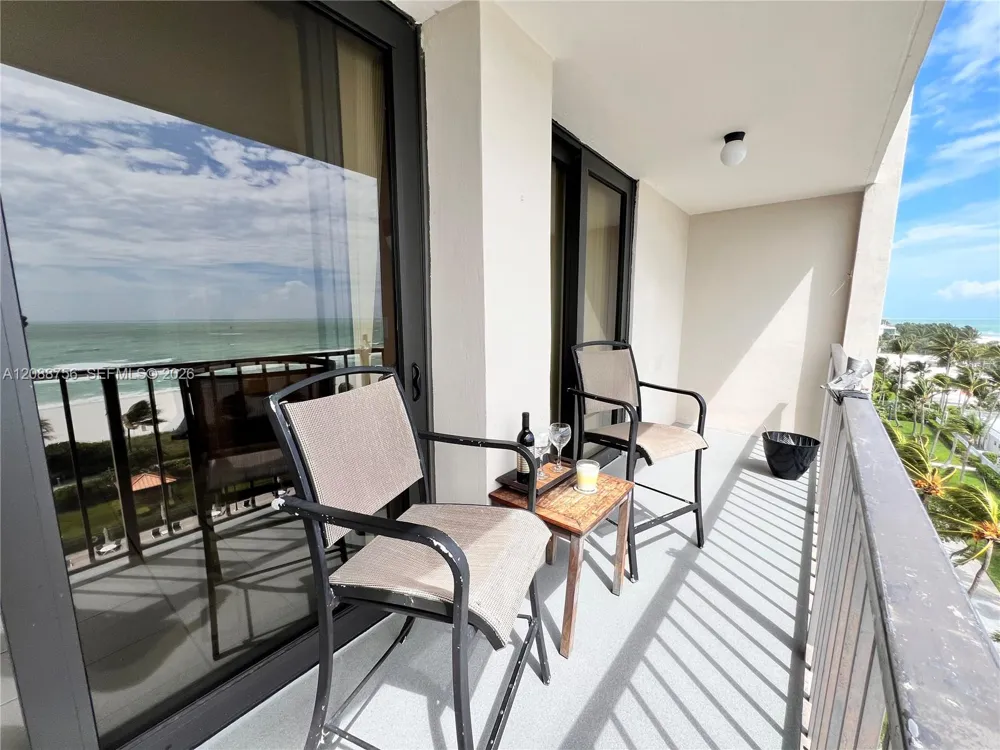 2625 Collins Ave #804 Miami Beach, FL 33140