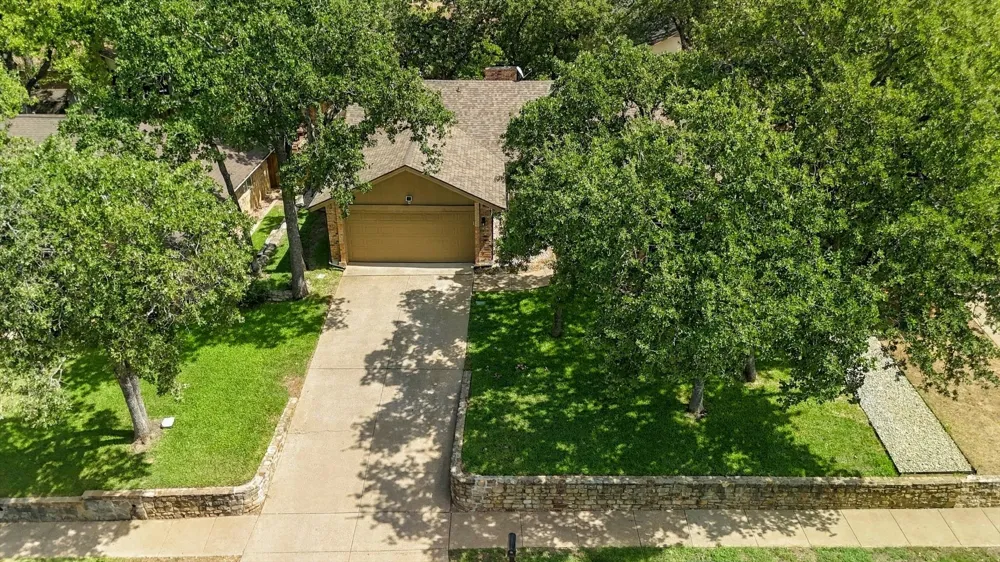 3400 Pecan Circle Bedford, TX 76021