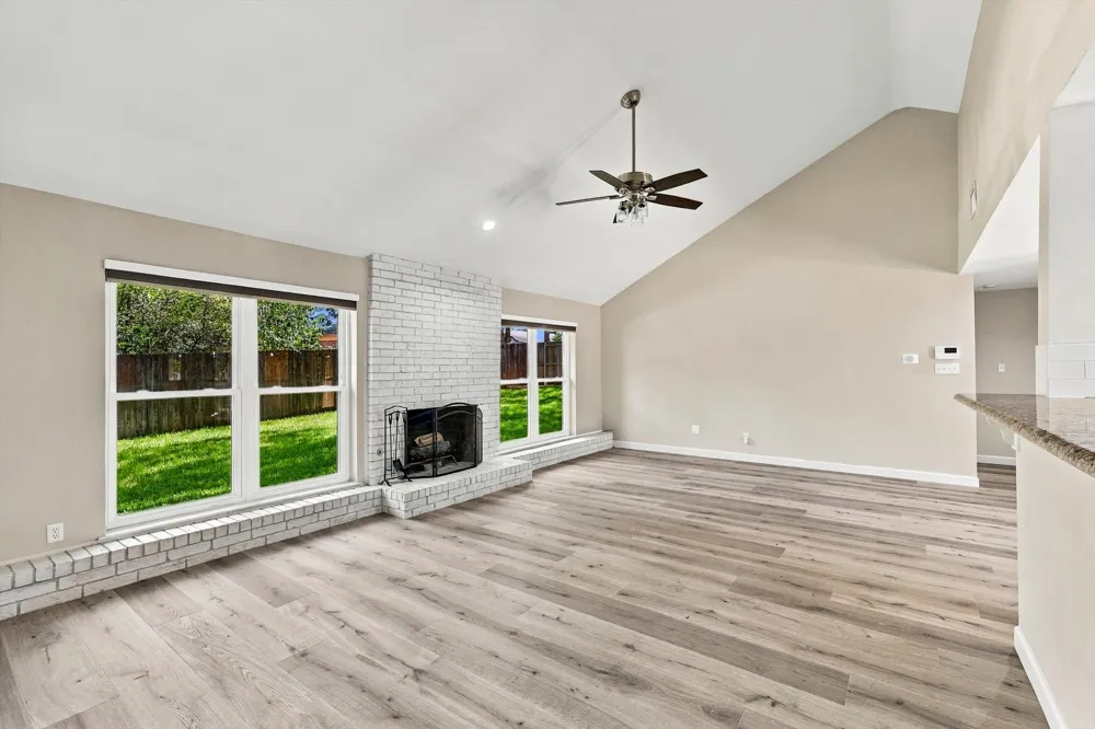 3400 Pecan Circle Bedford, TX 76021
