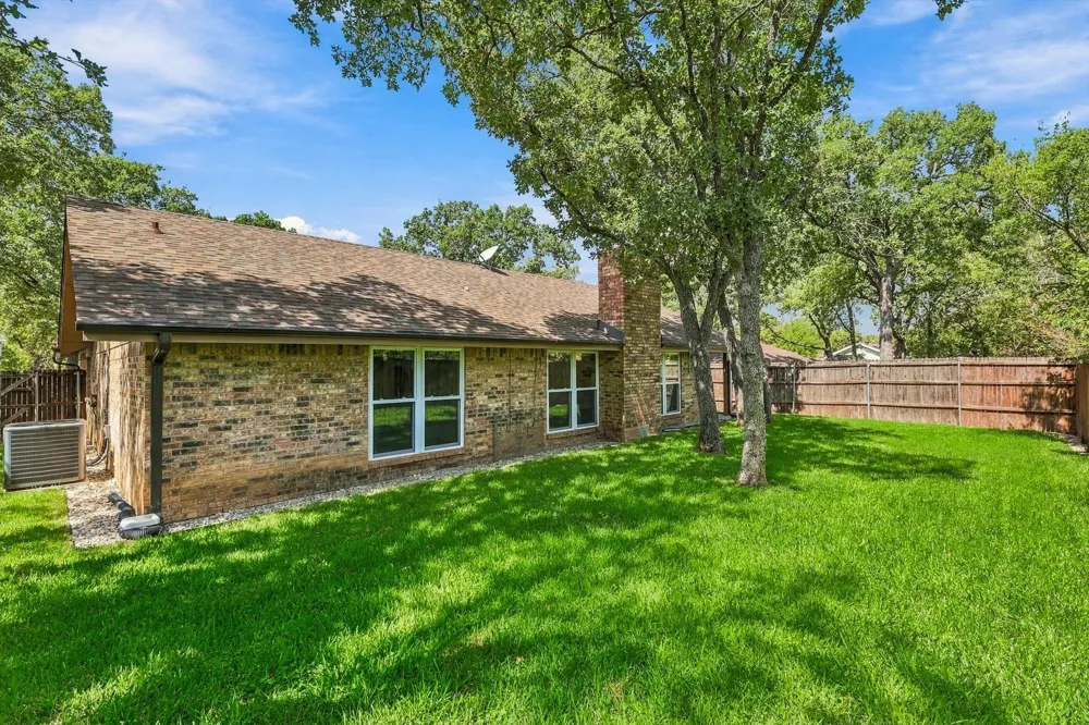3400 Pecan Circle Bedford, TX 76021