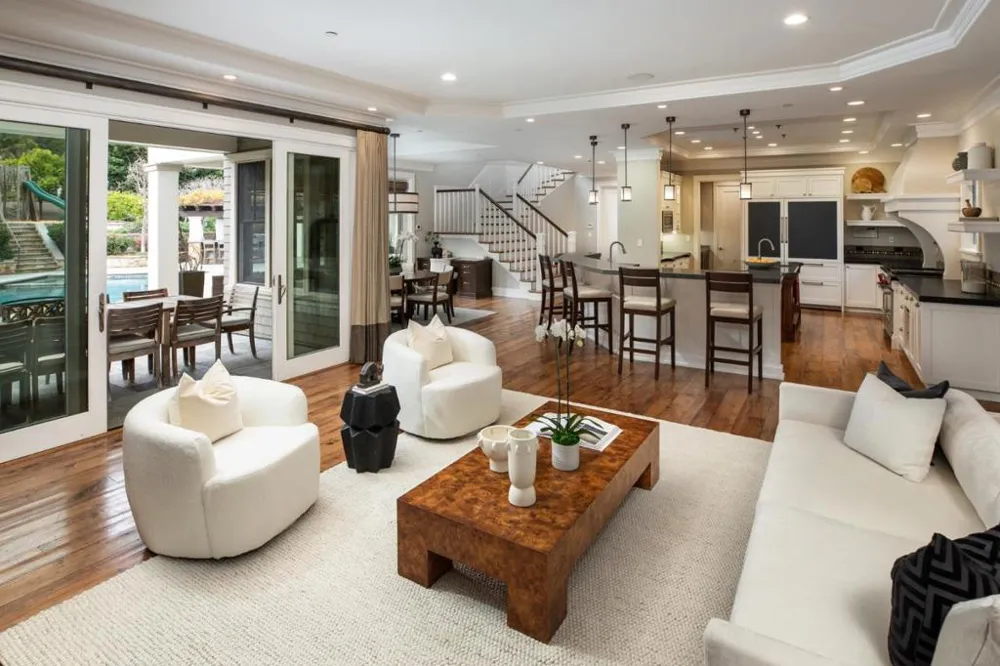 12366 Priscilla Lane Los Altos Hills, CA 94022