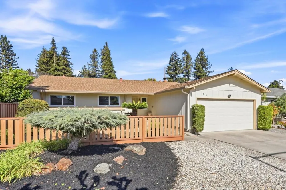 874 San Ardo Way Mountain View, CA 94043