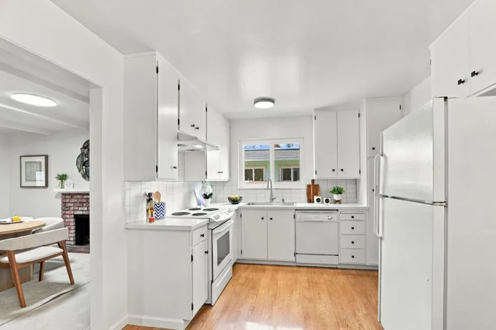 874 San Ardo Way Mountain View, CA 94043