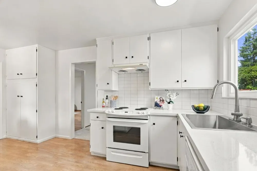 874 San Ardo Way Mountain View, CA 94043