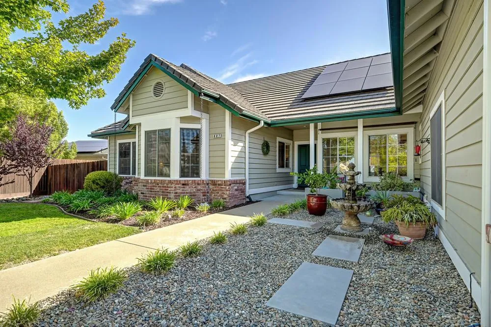 807 Mesa Vista Way Auburn, CA 95603