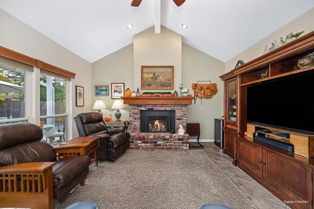 807 Mesa Vista Way Auburn, CA 95603