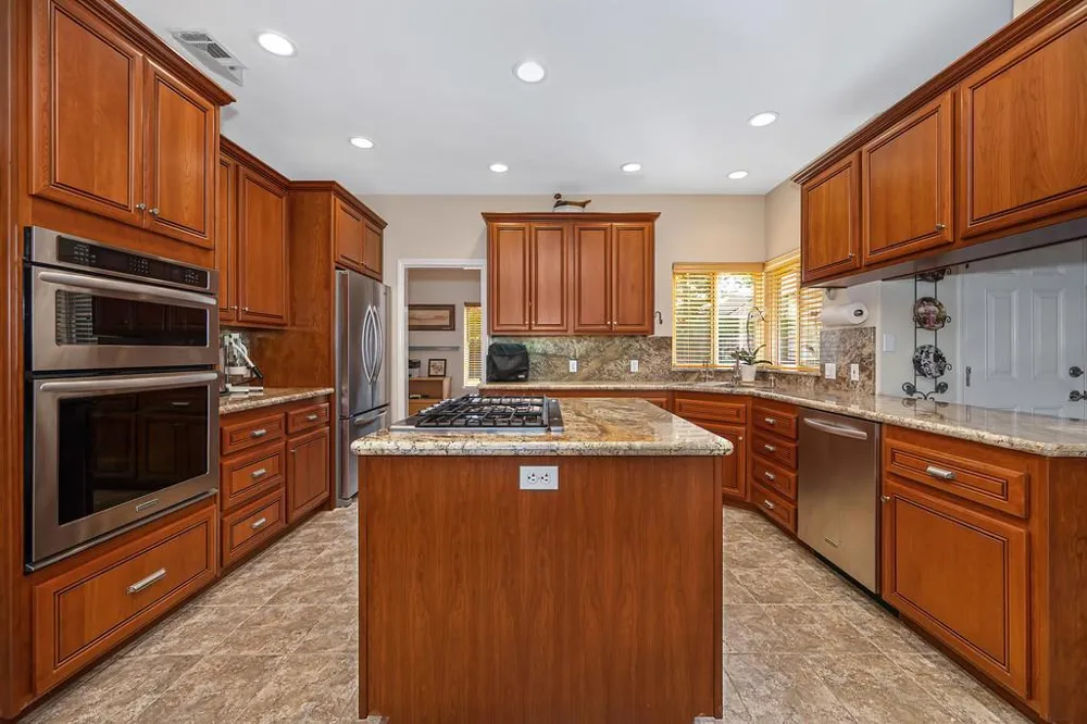 807 Mesa Vista Way Auburn, CA 95603