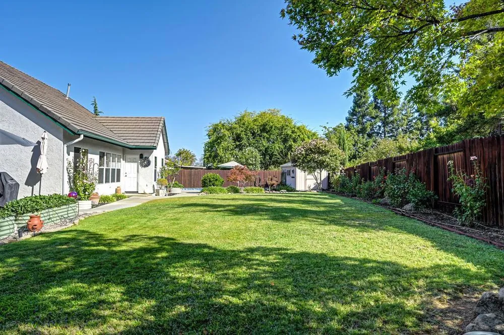 807 Mesa Vista Way Auburn, CA 95603