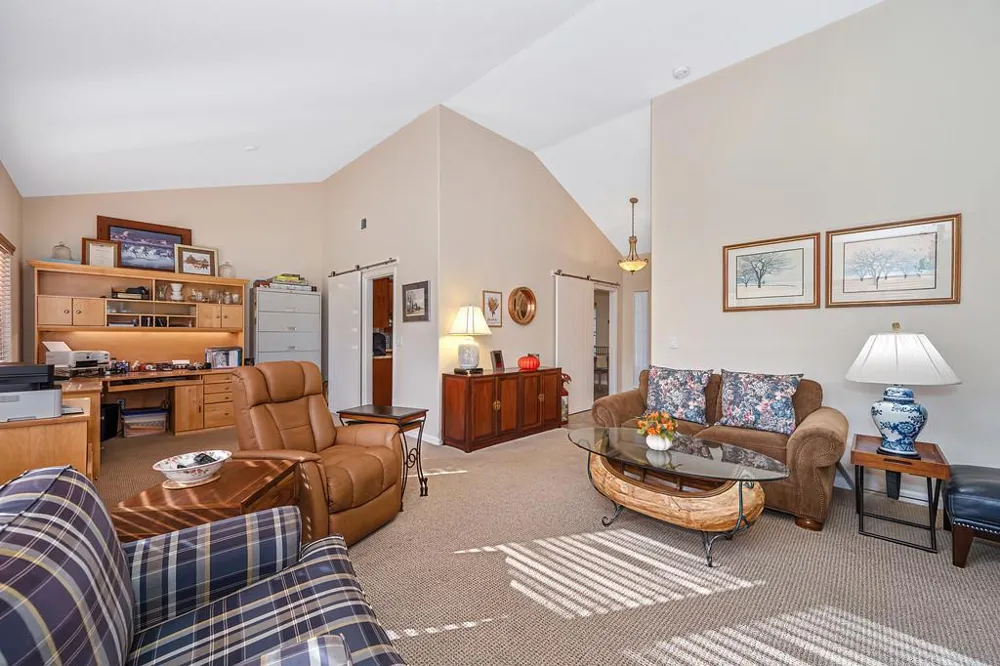 807 Mesa Vista Way Auburn, CA 95603