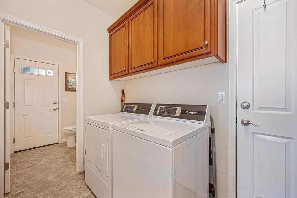 807 Mesa Vista Way Auburn, CA 95603