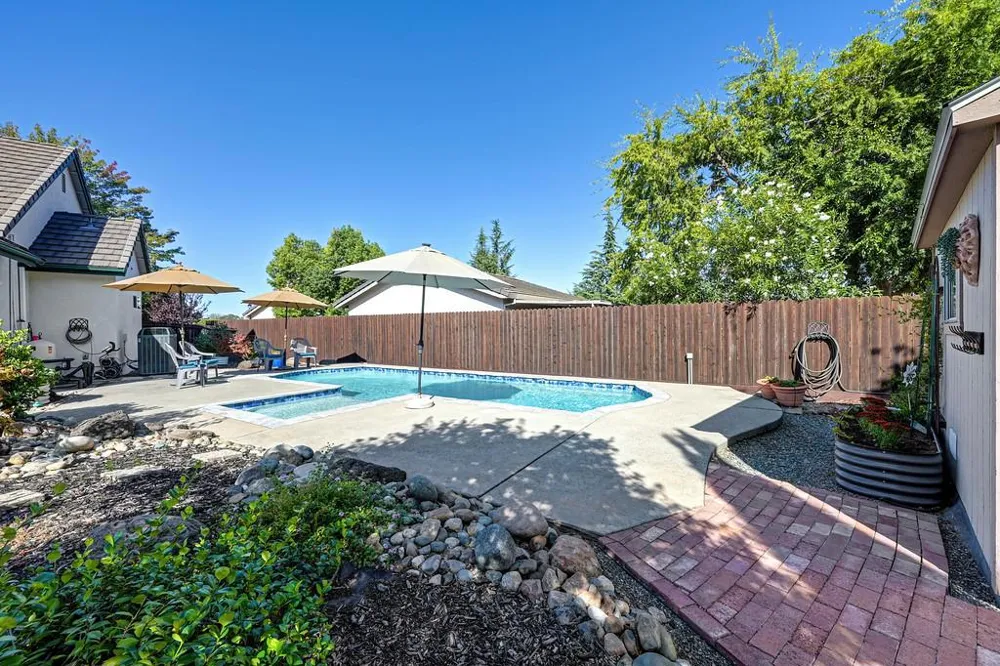 807 Mesa Vista Way Auburn, CA 95603