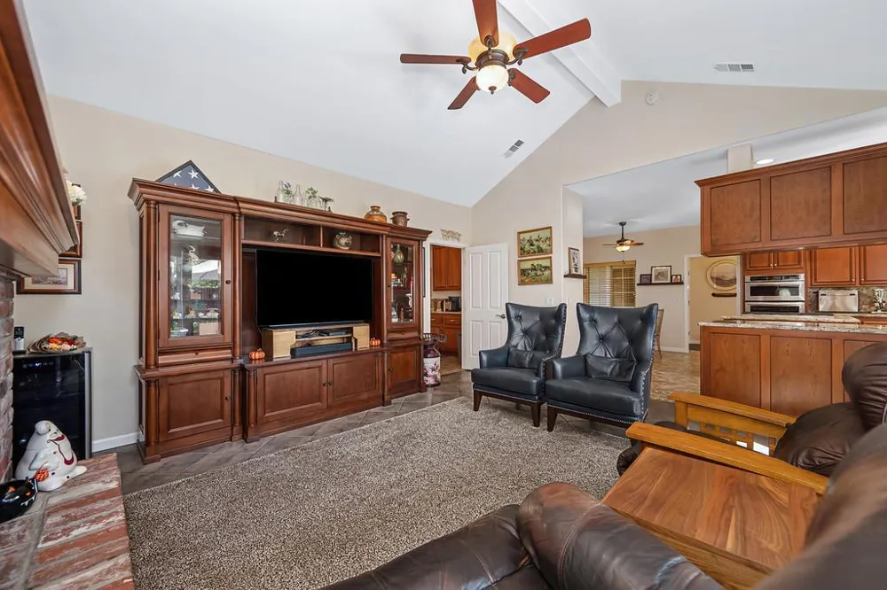 807 Mesa Vista Way Auburn, CA 95603